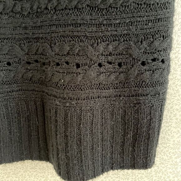 No Boundaries sweater  - Picture 3 of 5